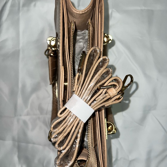 Bebe handbag! New - Picture 2 of 5